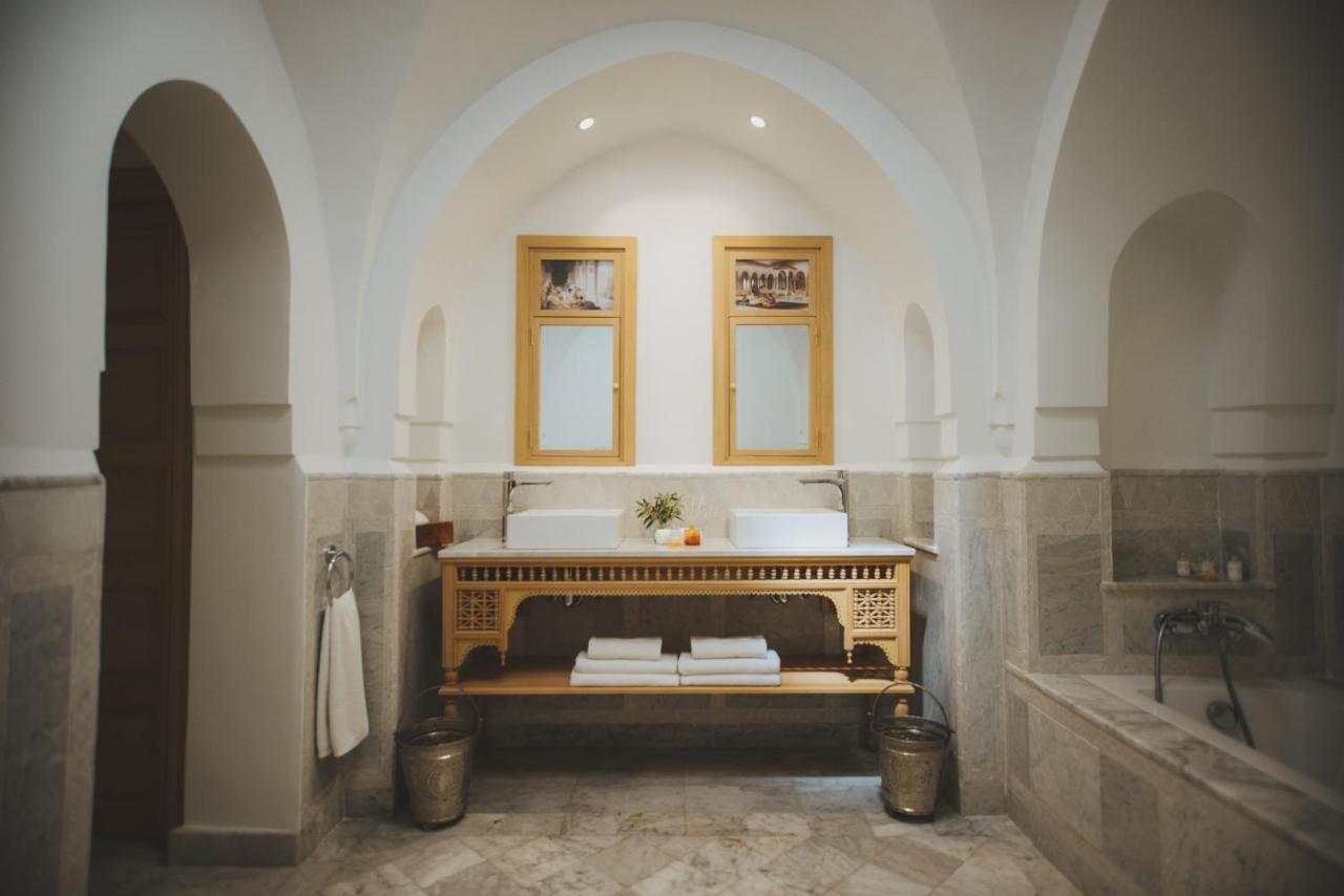Les Deux Tours Hotel Marrakesh Exterior photo Bathroom